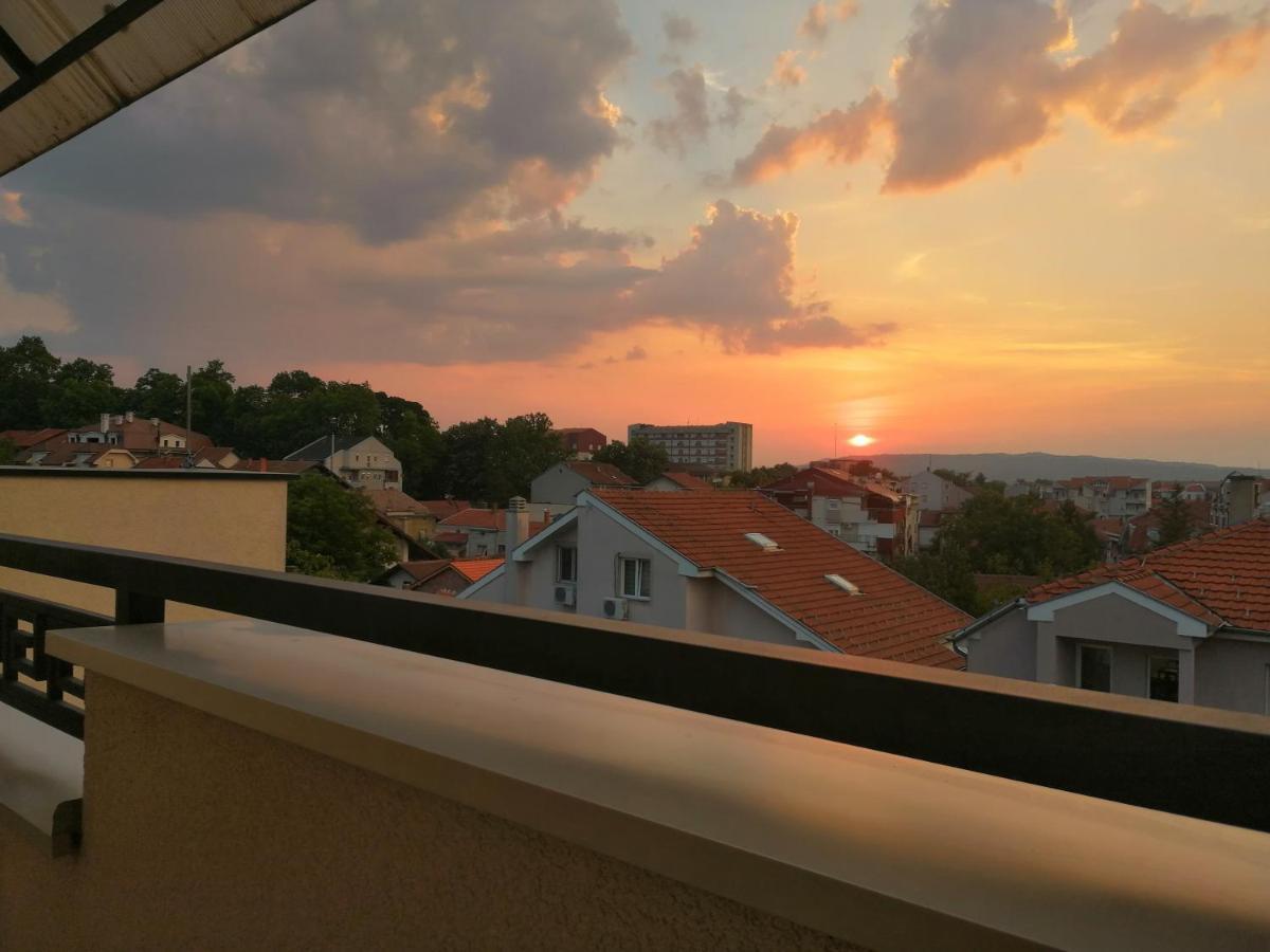 Apartman Mia Centar Kruševac Eksteriør billede