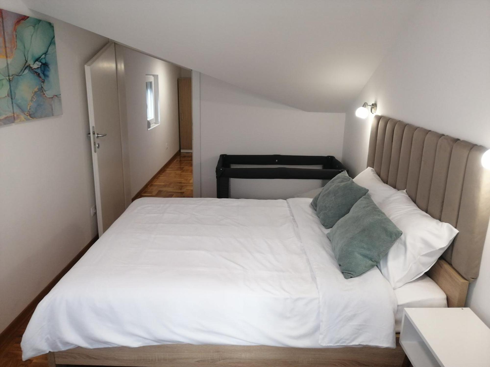 Apartman Mia Centar Kruševac Eksteriør billede