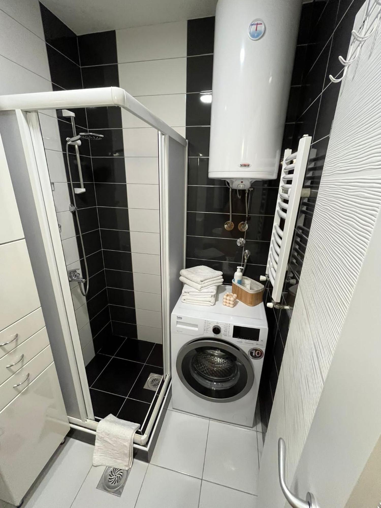 Apartman Mia Centar Kruševac Eksteriør billede