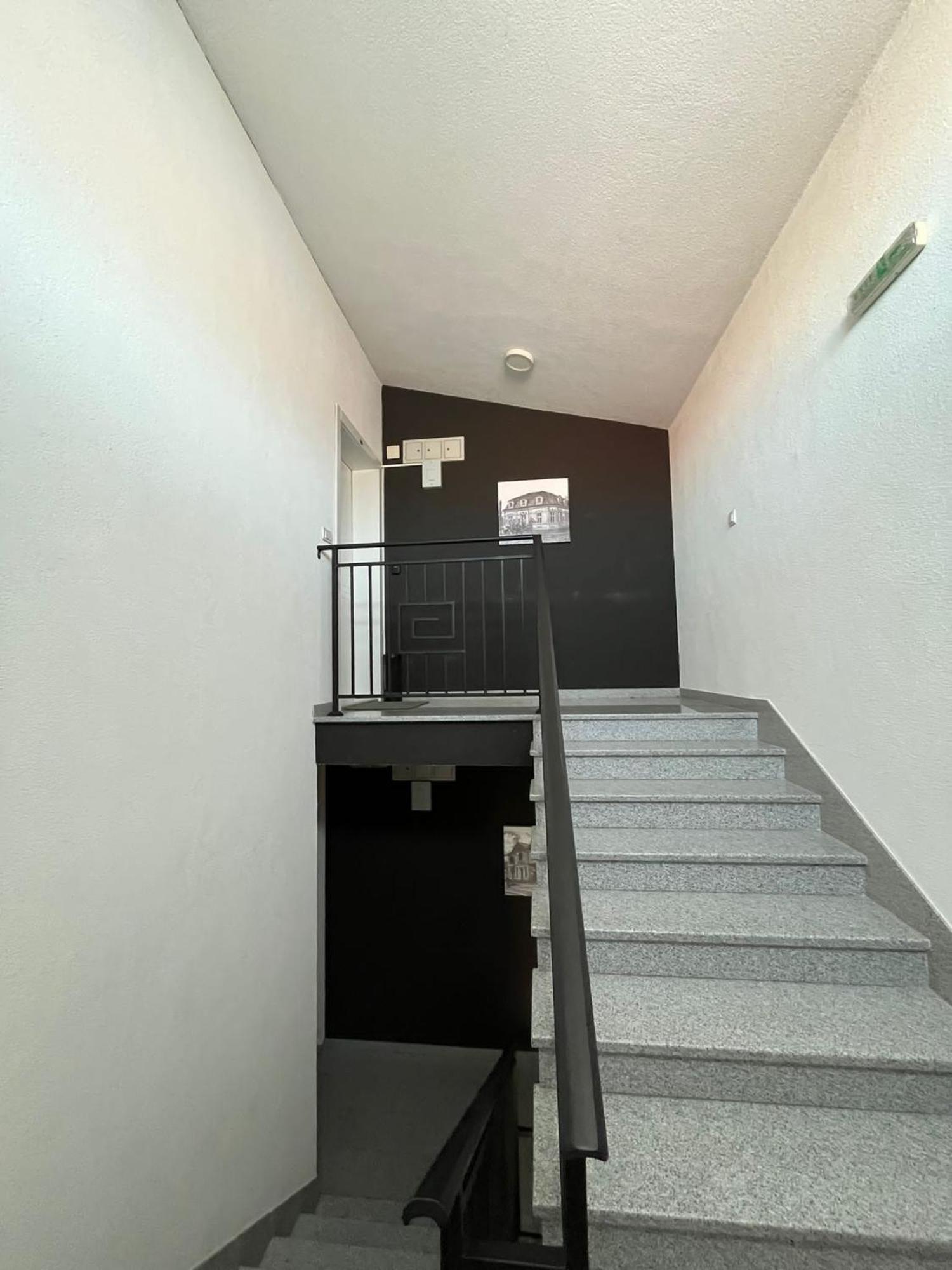 Apartman Mia Centar Kruševac Eksteriør billede